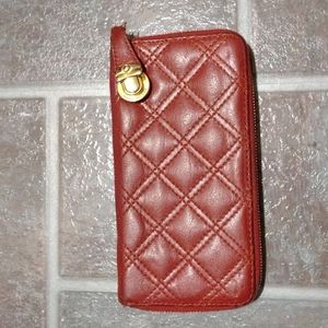 Marc Jacob red burgundy quilting pattern wallet